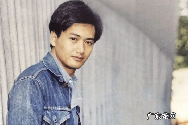 从底层逆袭成功的8位明星 草根明星的人物有哪些