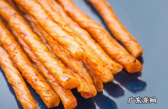 卫龙辣条的发展史 卫龙辣条为什么那么火