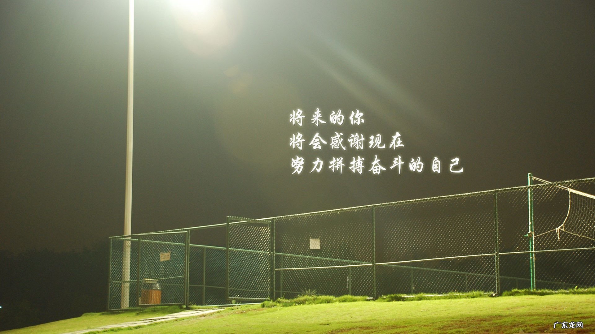 一岁宝宝体重偏轻怎么办 宝宝八个月了,喝奶粉,添加了辅食,体重偏轻怎么办?