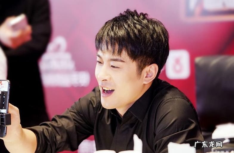 辛巴为什么直播封禁?是什么原因?