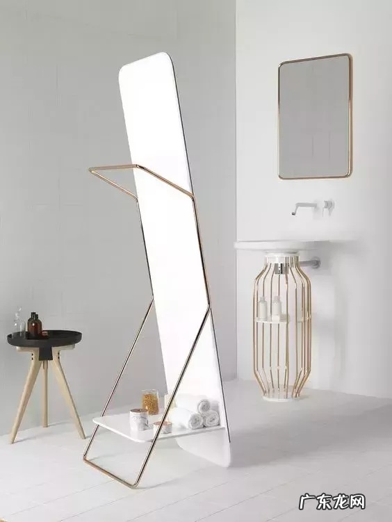 4个适合摆放试衣镜的地方 试衣镜放在家里面哪个位置比较好