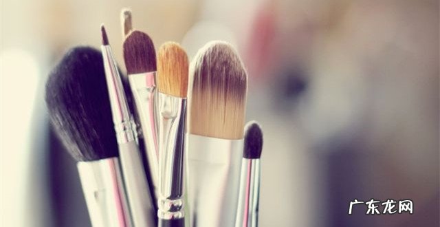 Gap尝试卖化妆品了,和一家电商合作