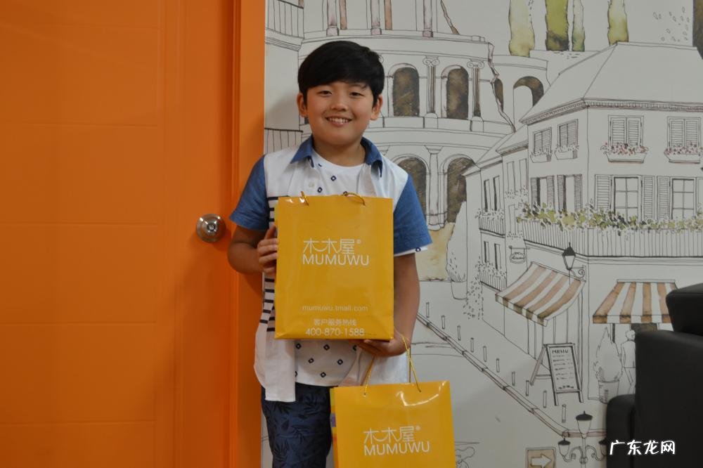 木木屋签约韩国代言人 童鞋TOP谋求国际化发展