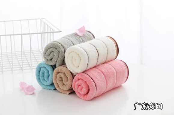 小狗来例假20多天正常吗