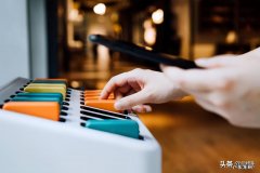 正确具体分析盈利模式 共享充电宝盈利模式是什么