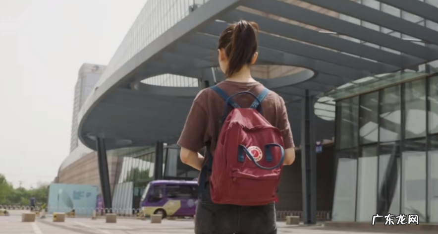 清华园机器人华智冰相关介绍 清华华智冰有实体吗