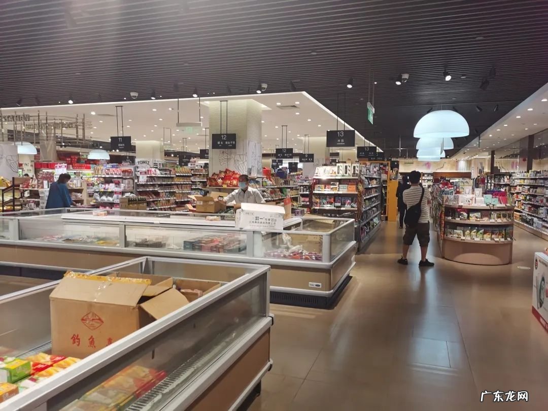 高岛屋是干什么的？里面有什么？