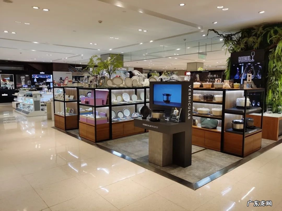 高岛屋是干什么的？里面有什么？