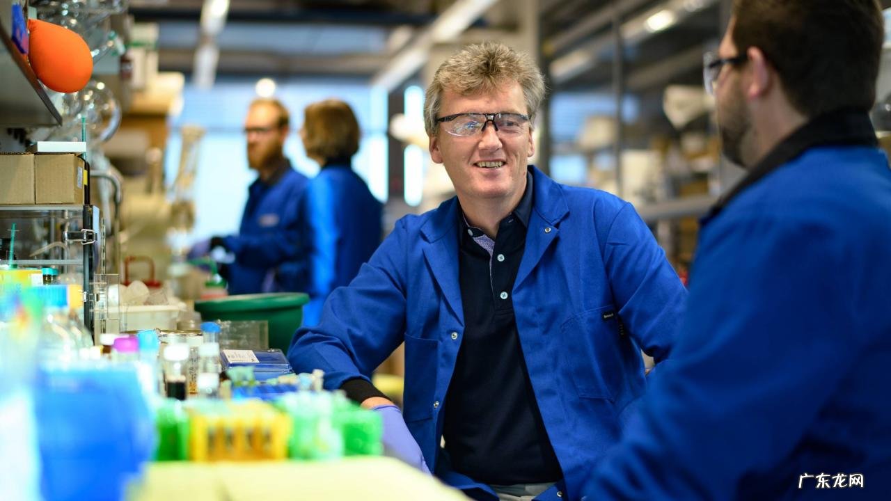 2021年诺贝尔化学奖揭晓！获得者是谁？主要成果是什么？