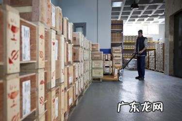 拼多多春节不打烊发什么快递 春节期间拼多多发货吗?春节拼多多怎么运营?拼多多春节退货规则