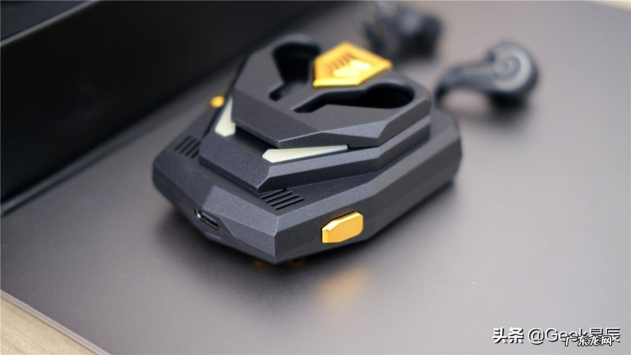 魔声狮甲游戏耳机开箱测评 魔声耳机怎么样