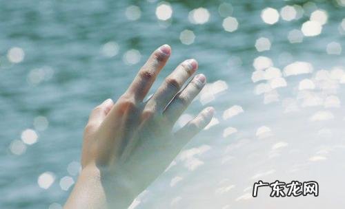 感叹时光匆匆的优美句子 【抖音文案】形容时光匆匆的优美句子