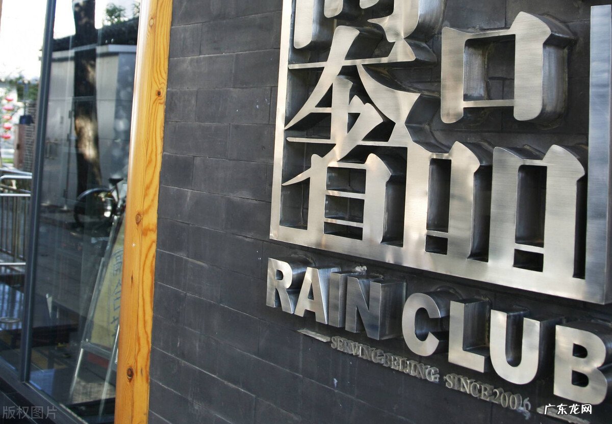 中国人对奢侈品的消费现状 中国奢侈品市场增长的原因是什么