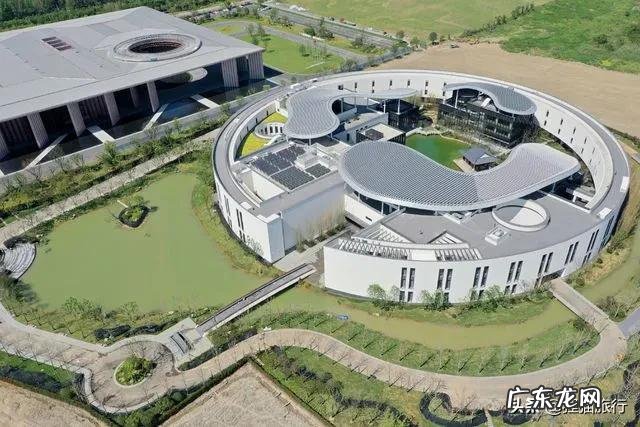 马云办的湖畔大学在哪里？是国家承认学历吗？