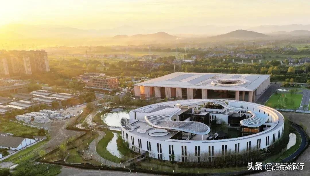 马云办的湖畔大学在哪里?是国家承认学历吗?