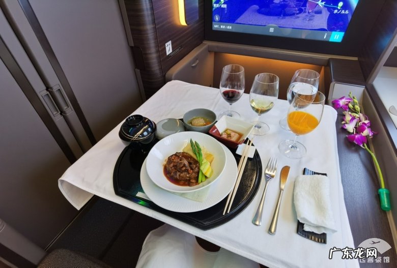 飞机头等舱和商务舱的区别 飞机头等舱一般多少钱