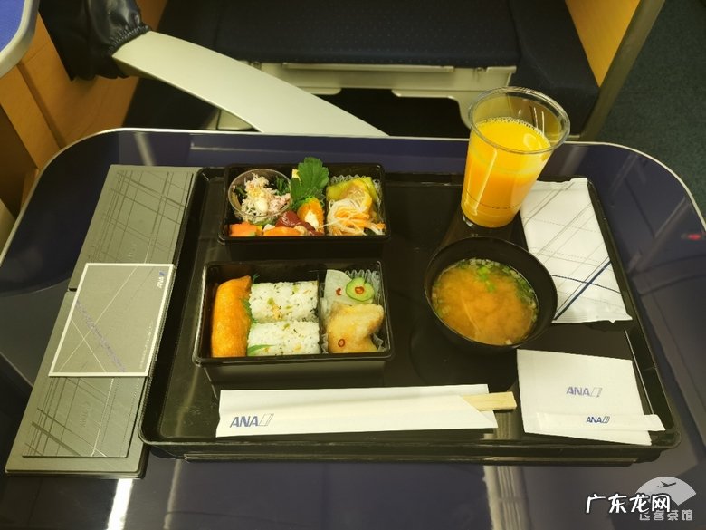 飞机头等舱和商务舱的区别 飞机头等舱一般多少钱