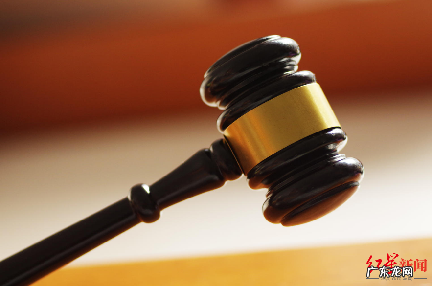 商场电梯事故受伤赔偿标准 商场电梯事故商场有责任么