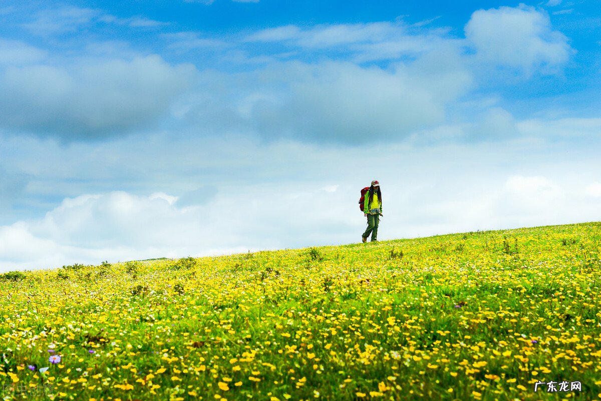 户外徒步装备清单 户外徒步装备有哪些