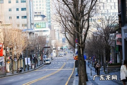 描写街上清晨安静的句子 【抖音文案】怎样描写清晨的街上