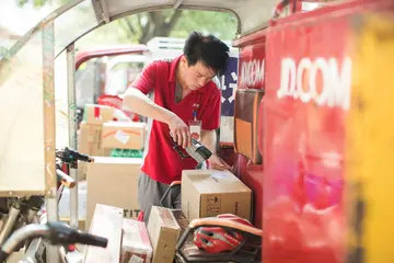 京东发布“小时购”业务:提速至小时达、分钟达