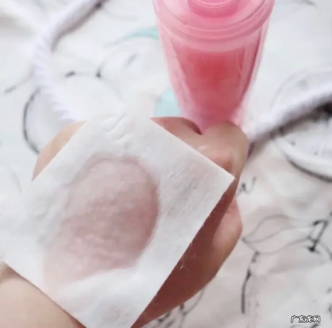 兰蔻粉水怎么样？主要功效和作用是什么？