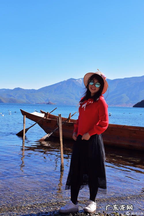 夸奖景美人更美的句子 诗句 【抖音文案】夸奖景美人更美的句子