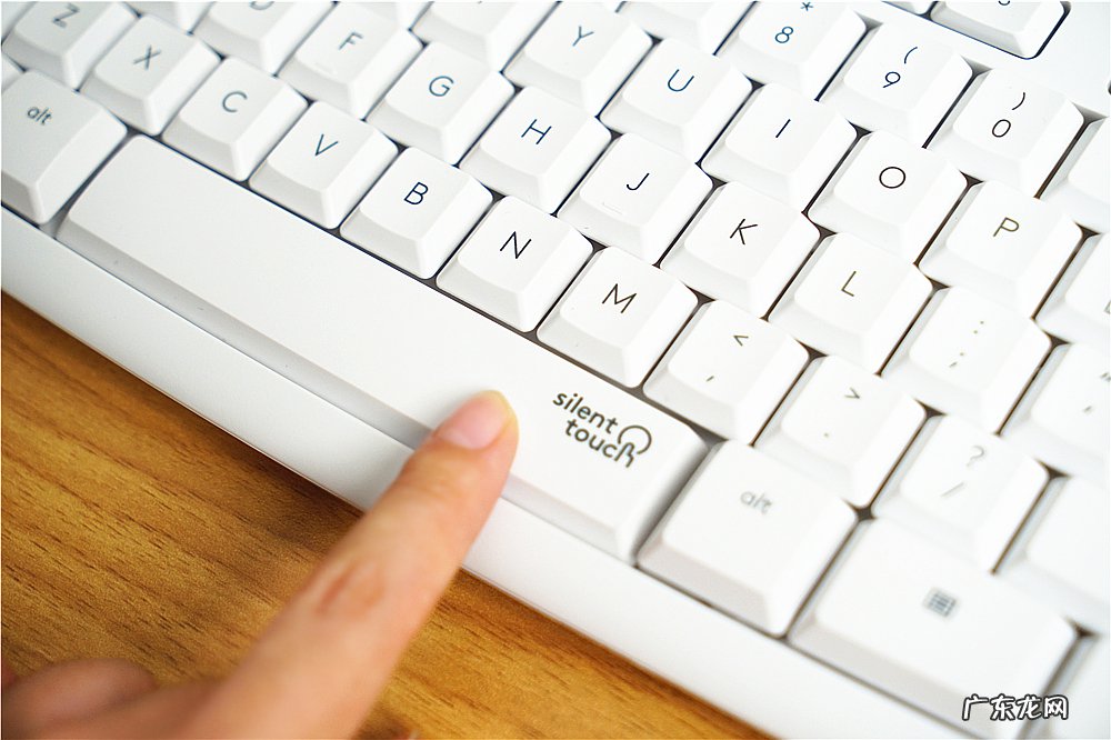 罗技MK295静音键鼠套装体验 静音键盘真的无声吗