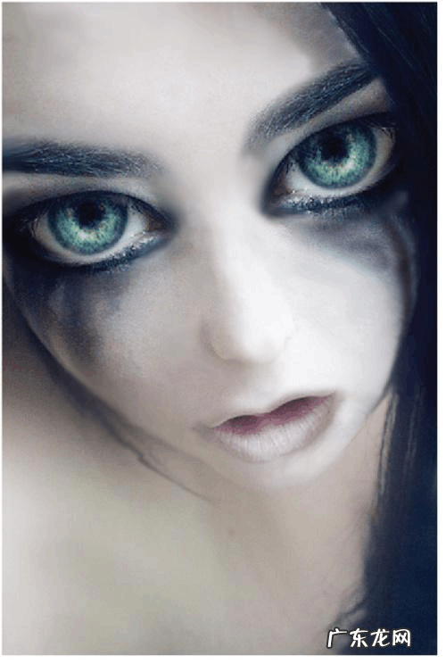 描写女生的眼睛魅惑 【抖音文案】描写人眼睛很魅惑的句子