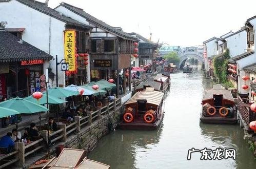 描写小城市生活的句子 【抖音文案】描写小城市的句子