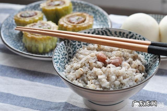 一旦出现糖尿病，要少做四件事，健康降糖，指的是哪四件事？