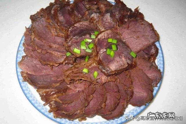 酱牛肉和酱猪蹄哪个胆固醇高如何健康食用