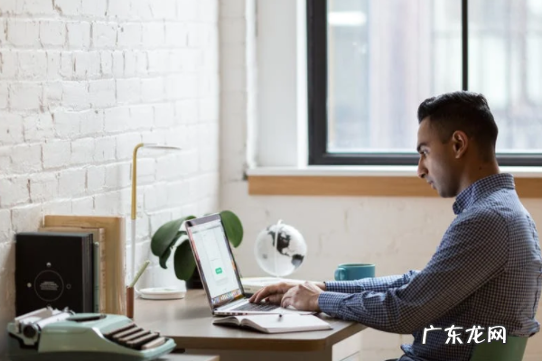 拼多多聊天不能有第三方联系方式吗,拼多多第三方店铺是谁？