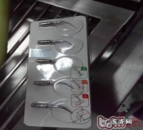 犬猫洗牙手术方法介绍