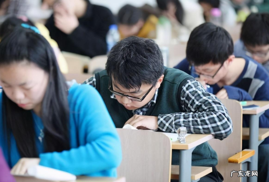 “定向”与“非定向”有什么区别？导员给出答案