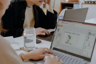 拼多多技术优势特点 拼多多团购怎么做?团购有优势吗?拼多多的优势与劣势全面分析