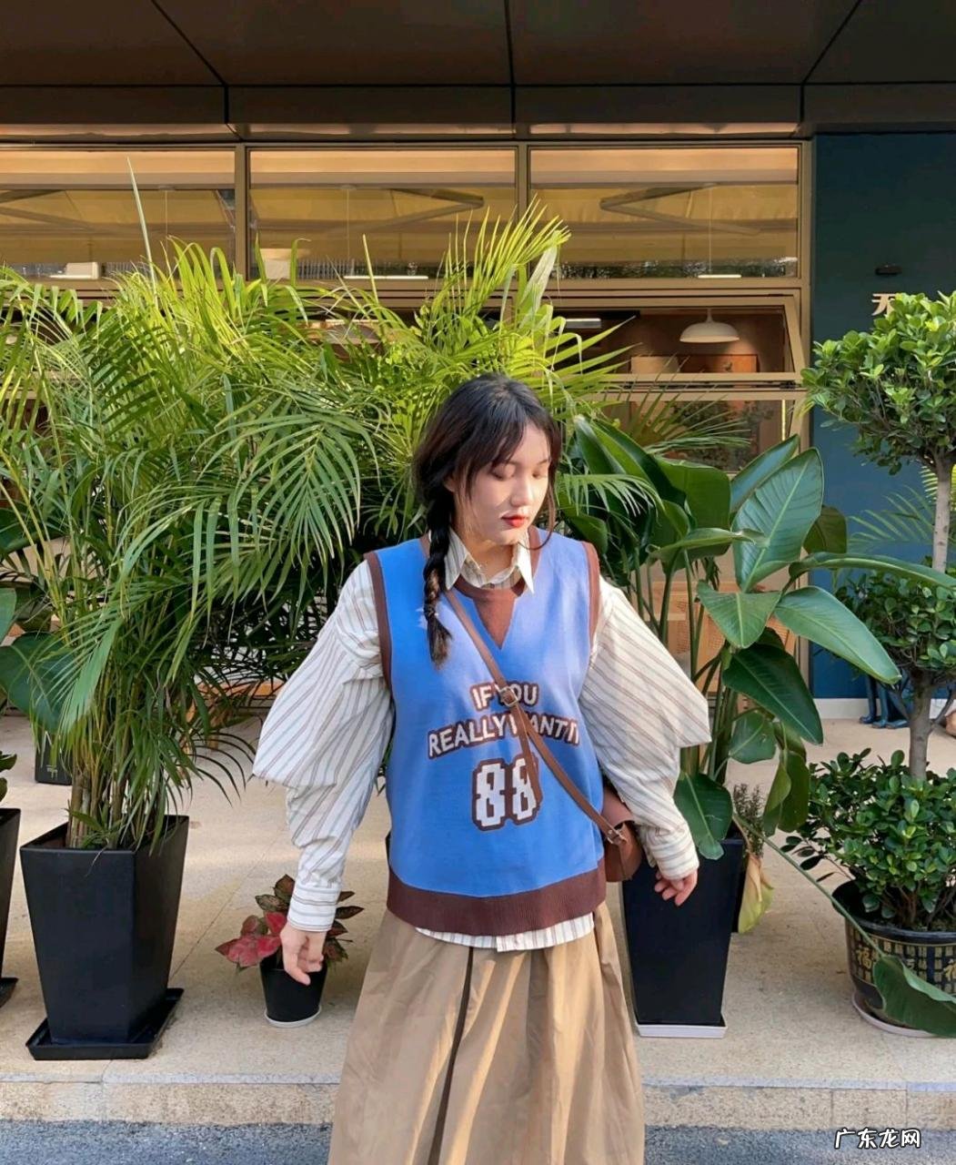 微胖女孩的专属穿搭指南 胖女孩怎样搭配衣服好看