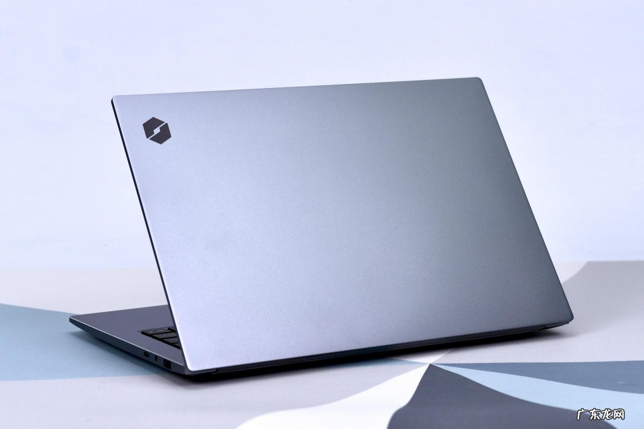 雷电接口和type c 一样吗？二者的区别在哪？