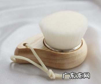 去角质的小窍门简单有效 面部去角质有必要吗