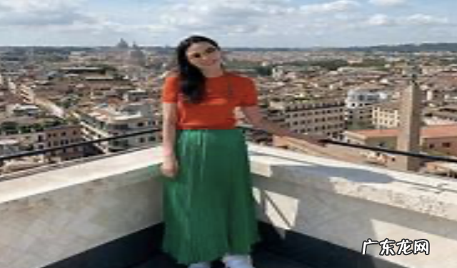 邓文迪和默多克14年婚姻史回顾 邓文迪与默多克在一起生活几年