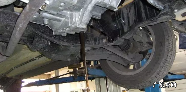 汽车保养项目明细表大全 汽车保养周期一览表