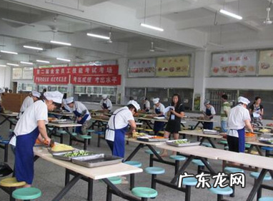 如何举报食堂价钱不合理 食堂涨价怎么投诉
