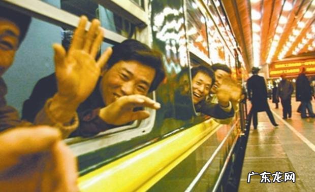 春运和反向春运形成的原因 为什么会有春运现象