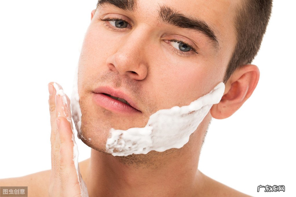 刮胡子湿的好还是干的好 湿剃是什么意思