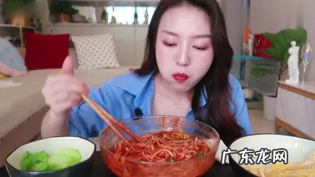 抖音张喜喜是哪的人?网红吃播张喜喜翻车?