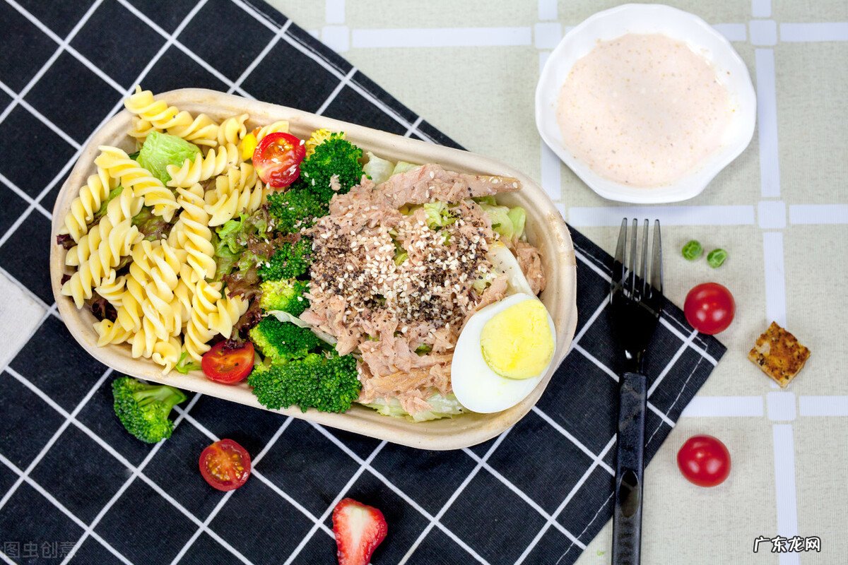 减脂增肌一日三餐怎么吃 健身食谱减脂增肌男三餐