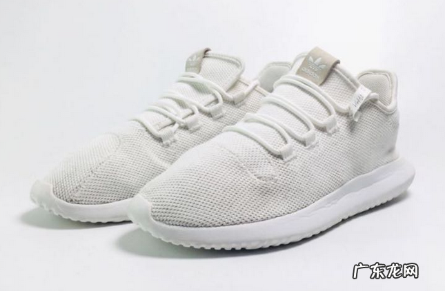 运动鞋怎样清洗更干净?试试这2招,轻松清洗干净!