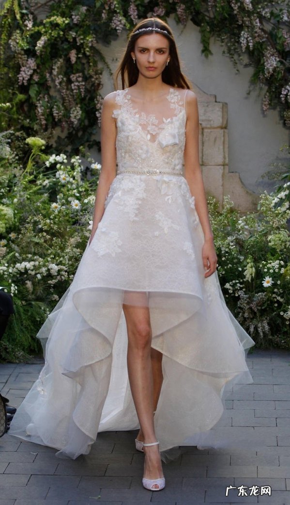 适合小个子的三种婚纱款式 个子矮穿什么婚纱好看