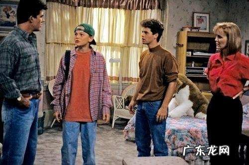 美剧喜剧排行榜前十名有哪些?这些喜剧让你笑到停不下来!