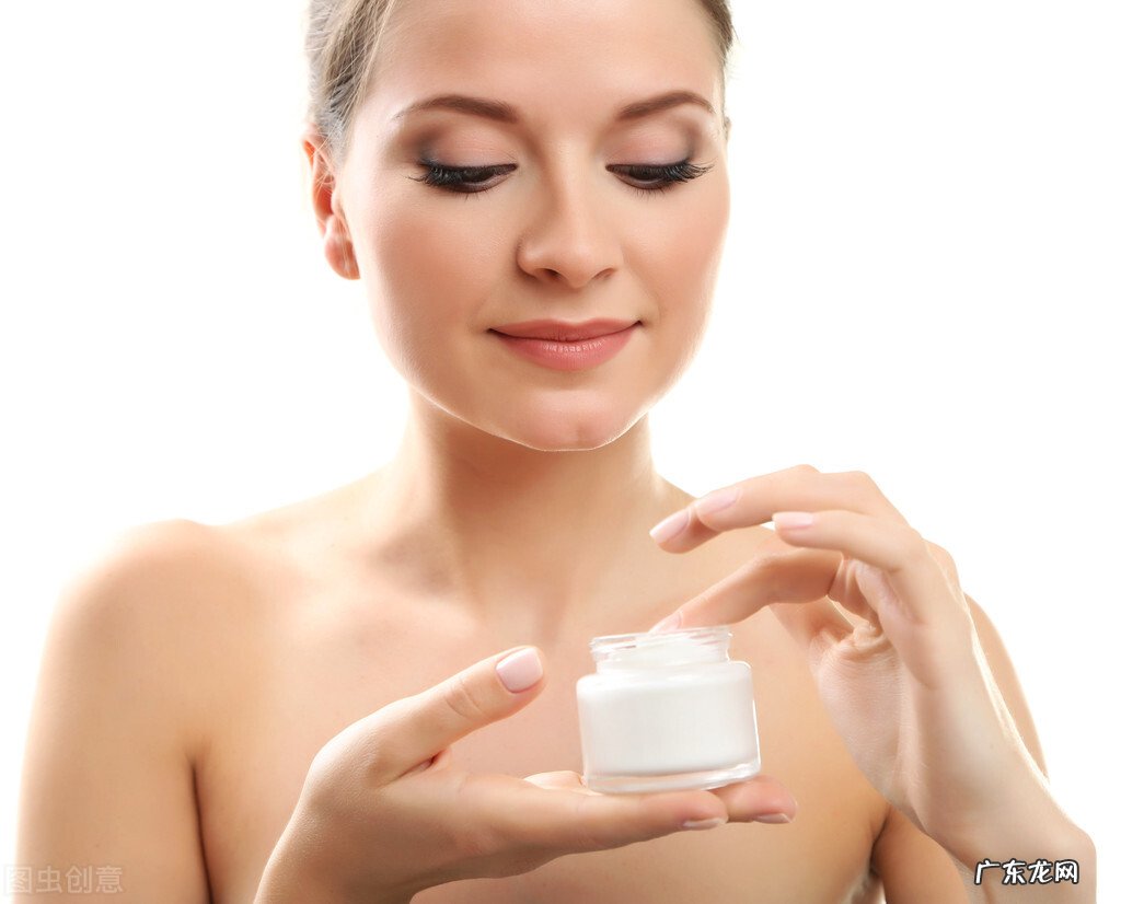 先用隔离还是用防晒霜 隔离霜与防晒霜的区别是什么